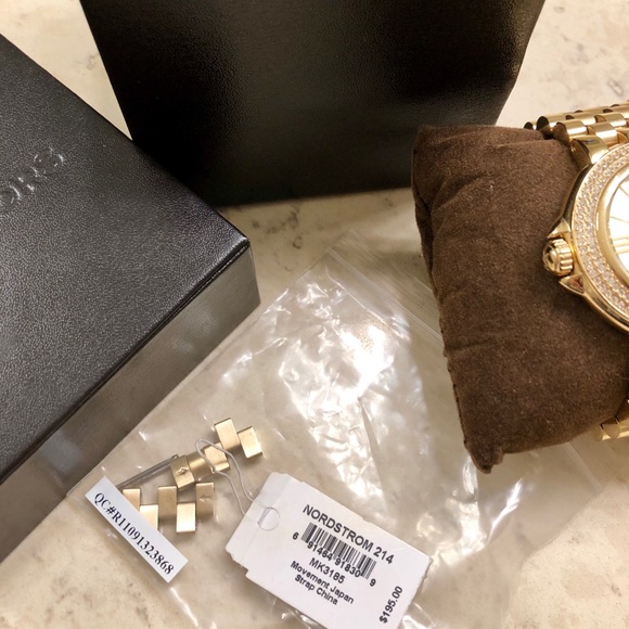 Michael Kors Lucy MK3185 Gold Watch with Crystal main image 2